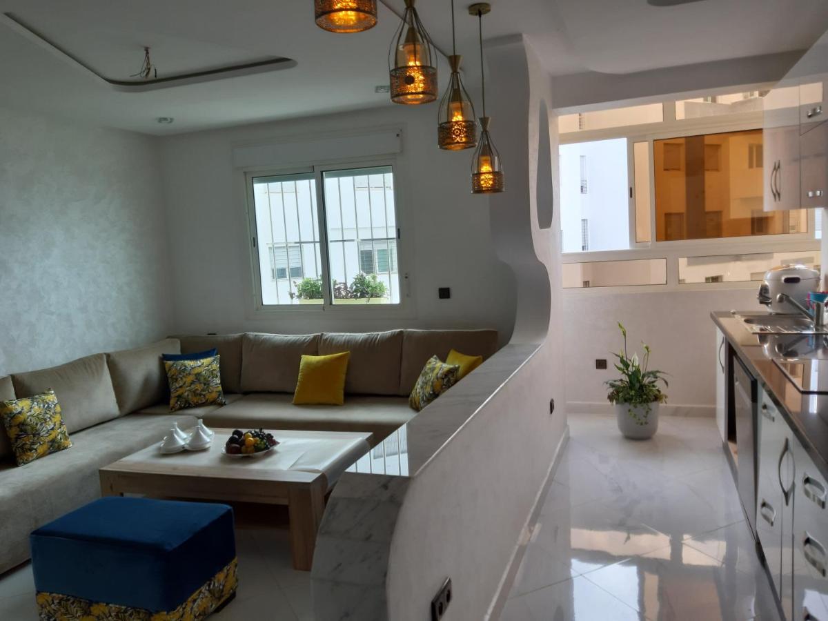 Appartement perle rare plage des Nations à Sidi Bouqnadel Extérieur photo