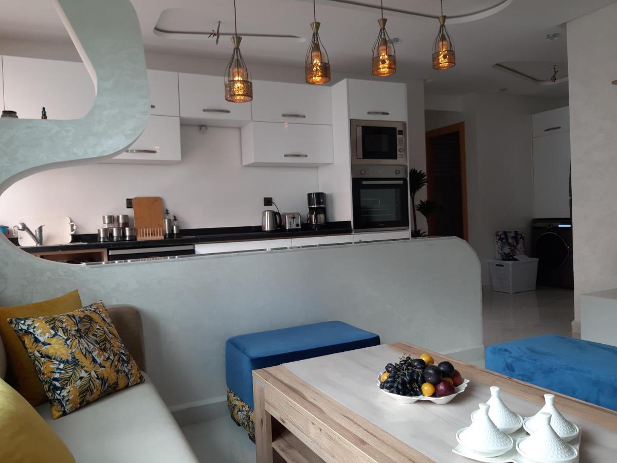 Appartement perle rare plage des Nations à Sidi Bouqnadel Extérieur photo