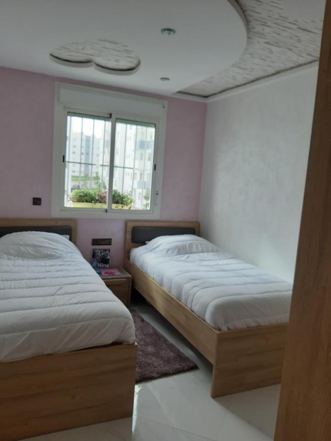Appartement perle rare plage des Nations à Sidi Bouqnadel Extérieur photo